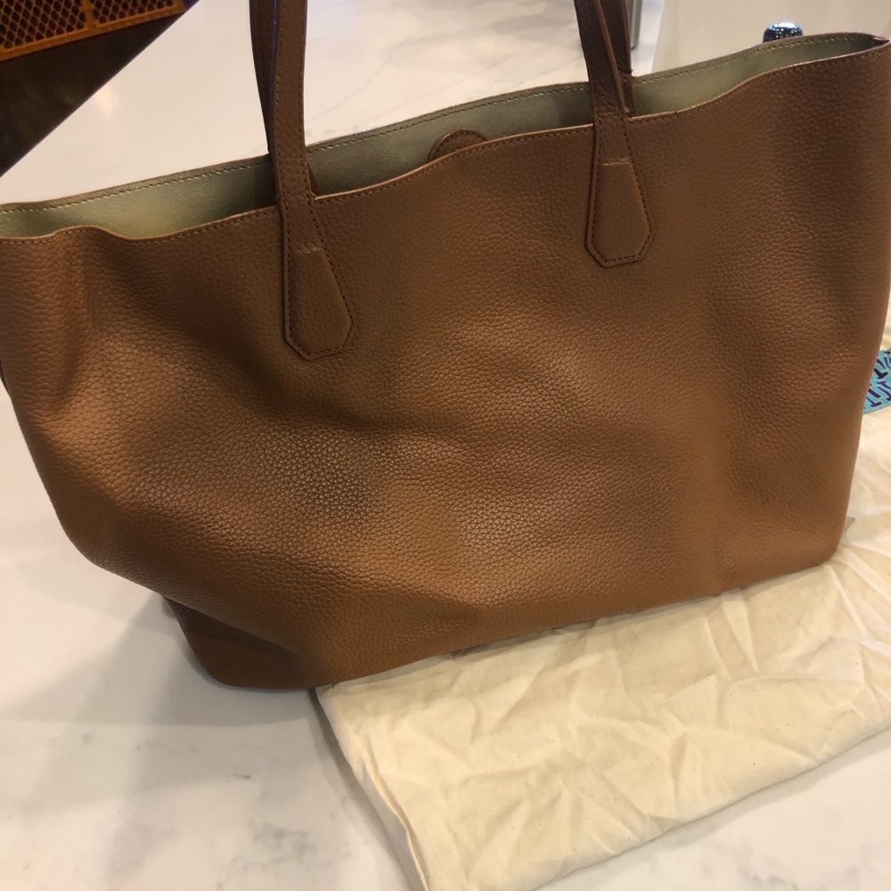Tory Burch Perry Tote - Picture 3 of 7